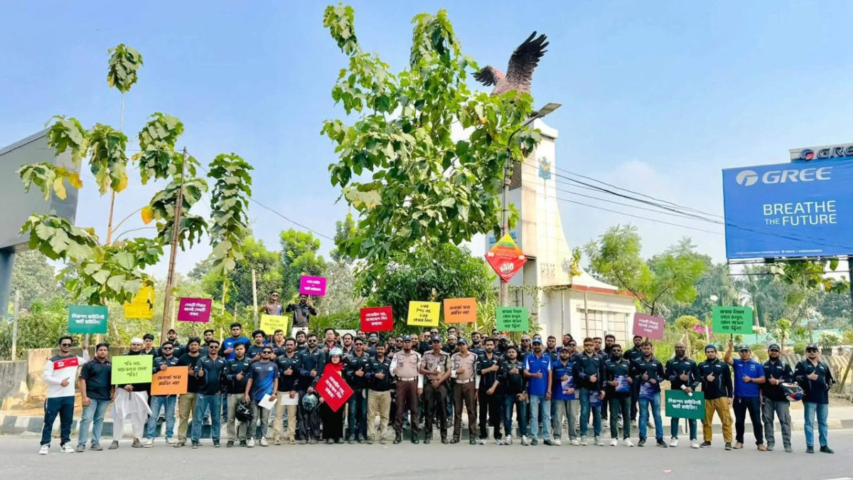 সড়ক নিরাপত্তা দিবসে ইয়ামাহা রাইডার্স ক্লাবের সচেতনতা কর্মসূচি